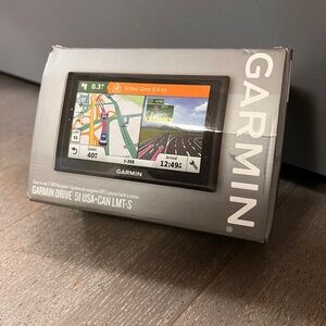 Garmin Drive 51 USA - CAN LMT - S GPS Navigator